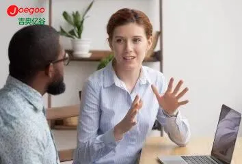 Tailando klientai renkasi mūsų mažų automobilių plovimo reikmenų pardavimo au...