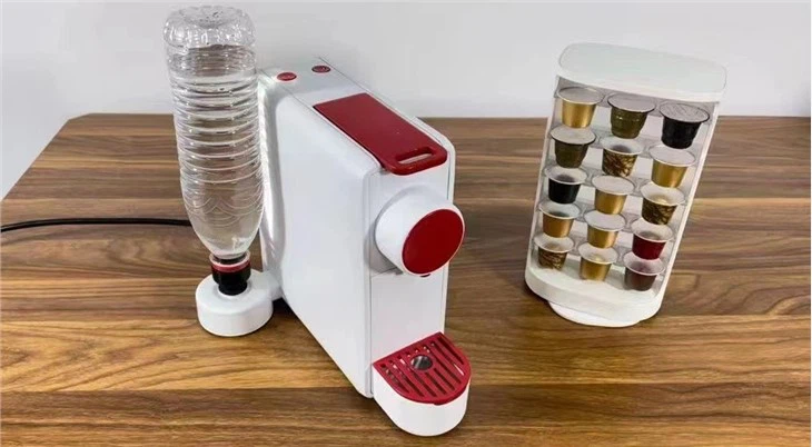 837 Nespresso coffee machine